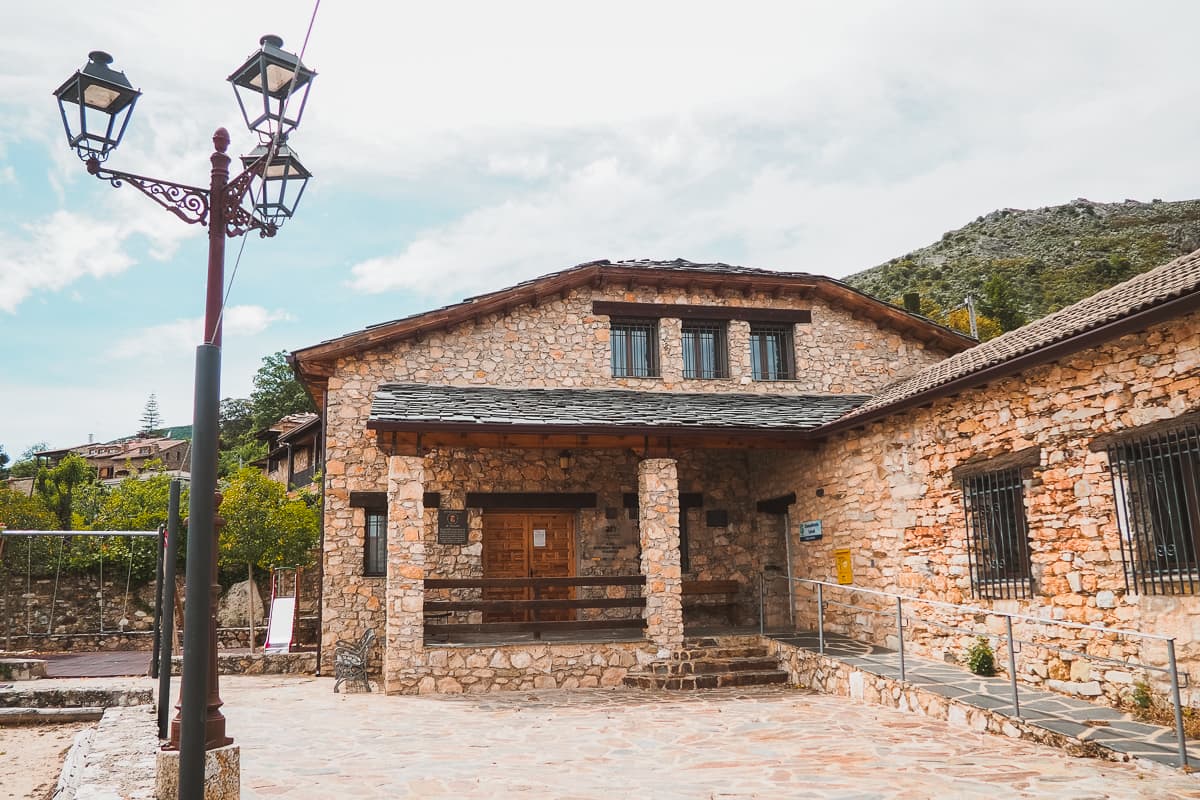 museo-etnografico-edificio-web