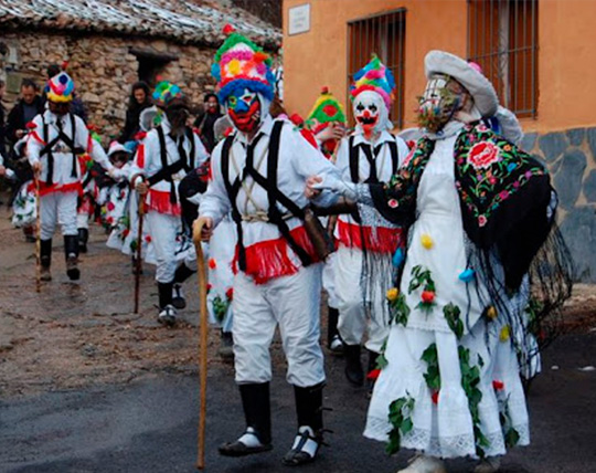 centro-interpretacion-carnaval-almiruete-exteriores-1
